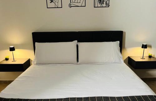 Ruggero Settimo Apartment | Politeama House