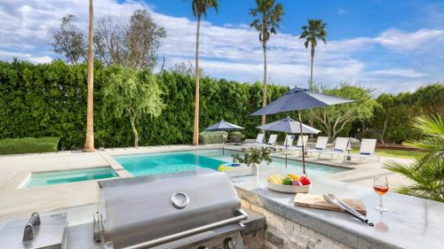 La Quinta Villa | Polo Villas Sands Pickleball Putting Green Sleeps 28