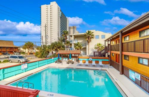 Panama City Beach Apartment | Polynesian Village - Unit 222