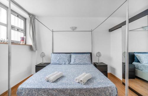Loreto Apartment | POM10 -Loreto - Duomo- 5 minutes from the Duomo