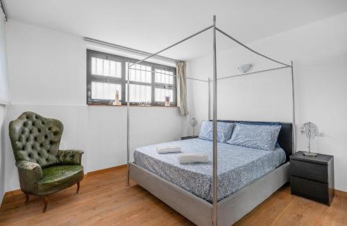 Loreto Apartment | POM10 -Loreto - Duomo- 5 minutes from the Duomo