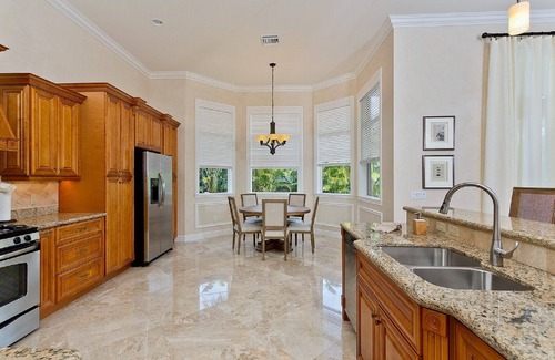 Cypress Point House | Pompano Villa Nueva close 2 beach exceptional newer construction “Little Palace”
