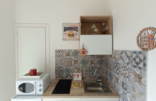 Pompei House | Pompeii Francy Apartment, central, with free parking.