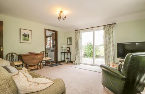 Penrith House | Pond End Cottage