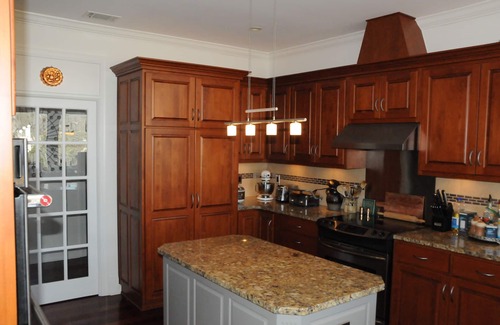 Green Acres House | Pond View Retreat: Your Ultimate Athens Getaway Minutes To Sanford Stadium