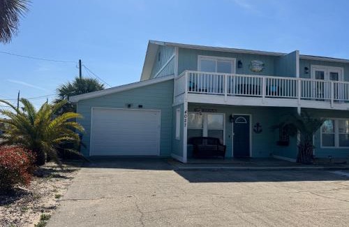 Holiday Beach House | Ponder in Paradise