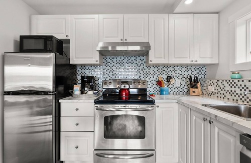 Central Okanagan House | Ponderosa Lookout