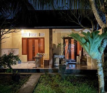 Melayang House | Pondok Gepokan Homestay