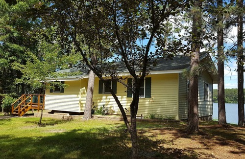 Crosslake Cabin | PONTOON INCLUDED - RELAXING FAMILY CABIN ON THE WATERS EDGE OF LAKE O'BRIEN