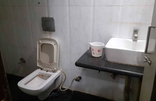 Karol Bagh Hotel | Pooja Palace