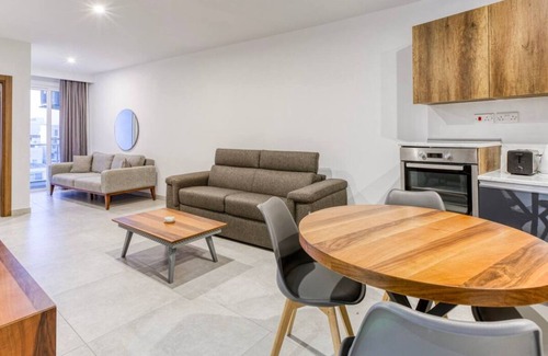 Swieqi Apartment | POOL access and a beautiful 1BR APT in Swieqi