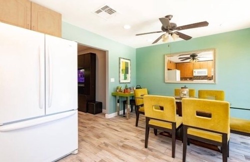 Green Valley House | Pool and Hot Tub Beach house 3 bedroom. 3 bedrooms two bath. STR19-00084