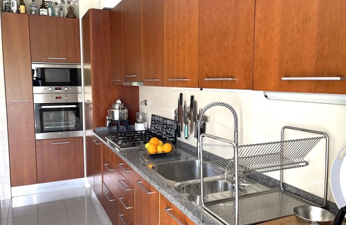 Cascais Condo | Pool & Beach | Spacious & Modern 20 min from Lisbon