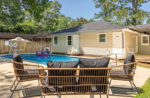 Columbus House | Pool, Fenced Yard, & Patio! Ventura Vista Retreat