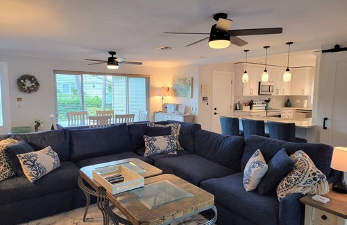 Yacht Club House | Pool heated-hot tub-boat lift, sleeps 9 Yacht Club, direct gulf/river access