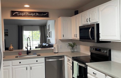 The Villages House | Pool Home Excellent Location - New Listing - 2 Gas Golf Carts