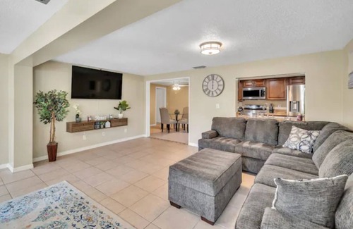 St. Petersburg - Clearwater House | Pool home, hot tub + huge fenced yard - family friendly!