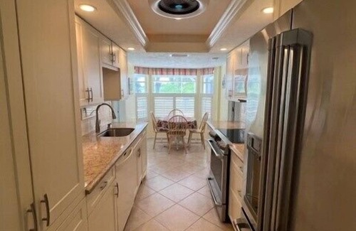 Gulf Gate Woods House | Pool home in quiet neighborhood close to Siesta Key