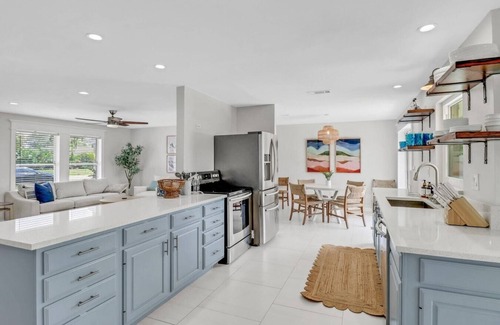 Central Naples House | Pool Home Near Downtown, 5th Ave, Beaches and Pier