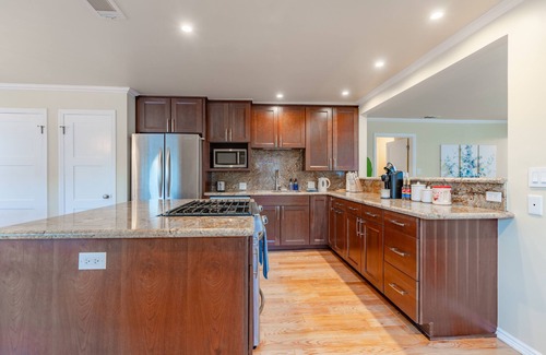 Lakewood Village House | Pool Hot tub Arcades Billiards between LA and Disney