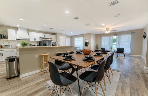North Shearer Hills House | Pool/Hot Tub, Pickleball, Basketball, Putting Green, Xbox, and Game Room!