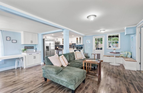 Crescent Beach Cottage | Pool, Hot Tub & Tiki Bar - Dog-Friendly Beach House in St. Augustine