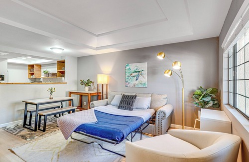 Tucson Condo | Pool & Hot Tub: Updated Tucson Condo w/Workspace