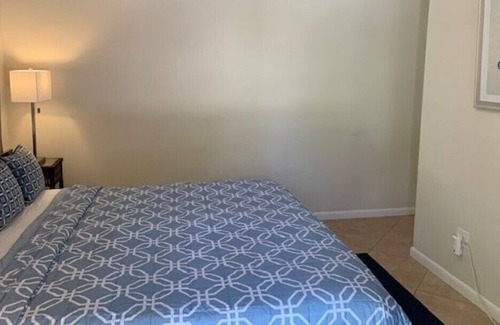 Riviera Beach House | Pool house,3/2, Sleep 6, Beach 3',4 car park, Paley/Port/Rybo/Cracker Boy, Dogs