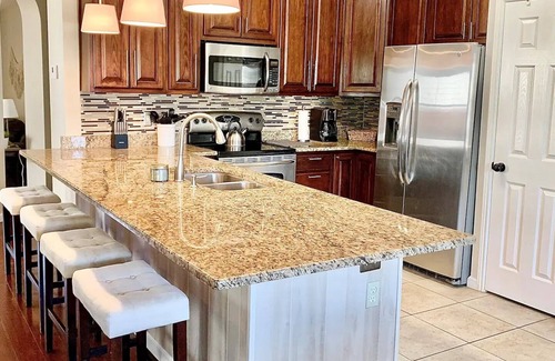 Helotes Apartment | Pool House Oasis Near Sea World, 6 Flags & Canterann