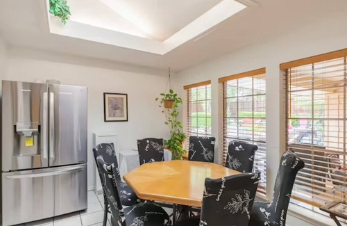 Duncanville House | Pool 🏊🏼‍♂️ Oasis 🏝 Amazing Home, Pool, Hot Tub, Grills, Fire Pit 🔷 Central Location