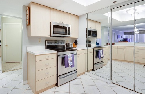 Daytona Beach Shores Condo | Pool Open! Ashley Condo - Oceanfront - 2BR/2BA #902