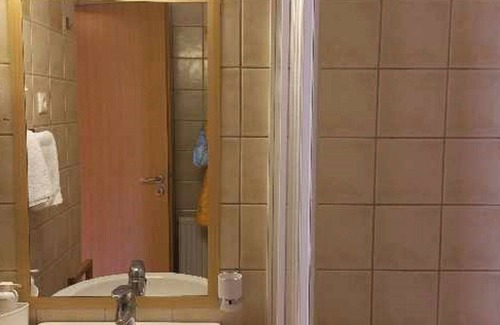 Zalakaros Condo | Pool&relax Apartman: Pihenés a Medencénél. Közvetlen Gyógy/élményfürdő Mellett