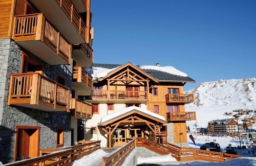 La Toussuire Apartment | Pool Retreat in La Toussuire
