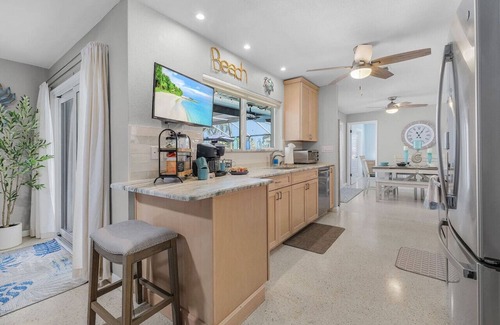 Caloosahatchee House | Pool Time and Fun Times at Mermaid Dream