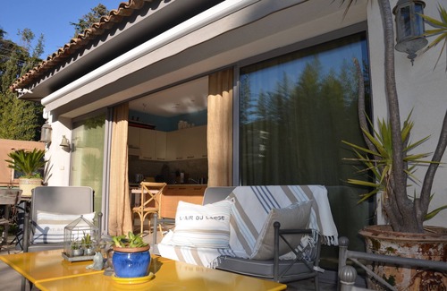 La Croix des Gardes Villa | Pool Villa, beaches, Palais de Festivals