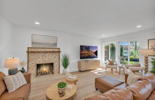 Allied Gardens House | Poolfire Pitking Bed Sunroom & Mountain Views!
