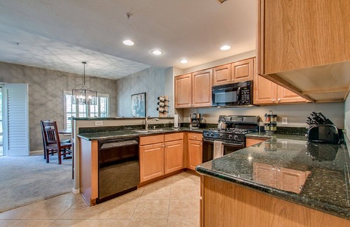 Village Fairways Condo | Poolside condo in Village at Grayhawk, 3br, 2 bath, 2nd floor unit