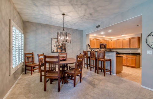 Village Fairways Condo | Poolside condo in Village at Grayhawk, 3br, 2 bath, 2nd floor unit