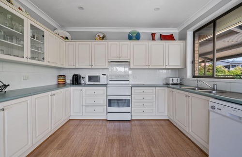 Ulladulla House | Poolside Palms Ulladulla