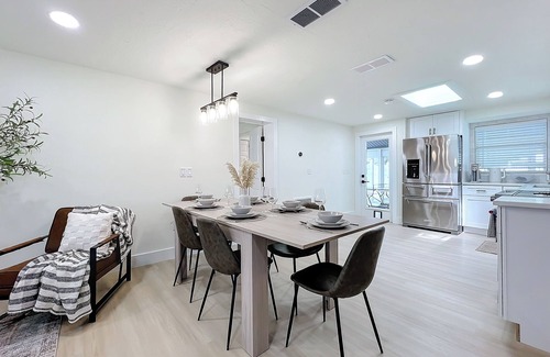 Bee Ridge House | Poolside Paradise Near Siesta Key Beach