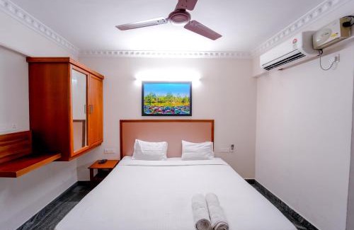 Thiruvananthapuram Hotel | POP TAVERN Delight by VOYE HOMES