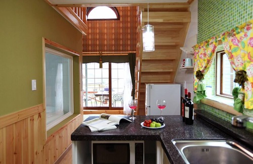 Sang House | Popcorn House Pension