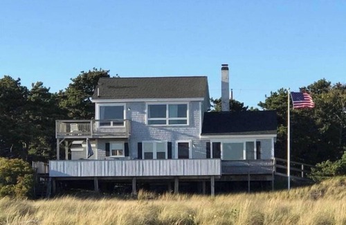 Phippsburg House | Popham Beach Oceanfront Cottage, 4 bedrooms, 2.5 bath, sleeps 9