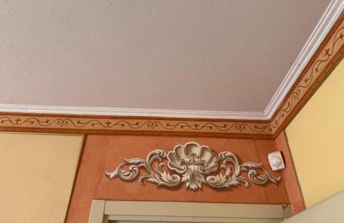 Riva Trigoso Villa | Popii al mare Appartamento in villa storica fronte mare con wifi e aria condizionata, arredamenti di pregio e giardino parcheggio a pagamento su richiesta