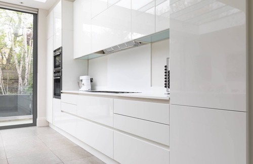 Addison Apartment | Poplar Grove by onefinestay