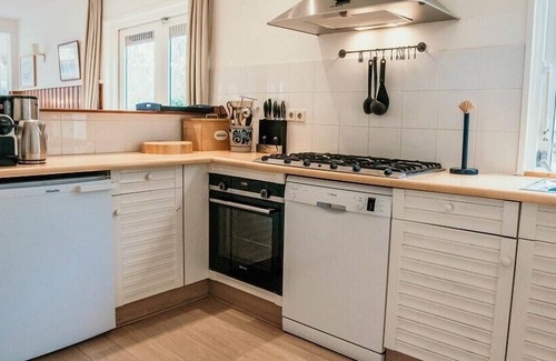 Nieuw-Haamstede Ski Chalet | Populierenlaan 14 luxurious chalet for an enjoyable holiday
