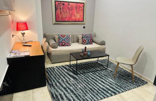 Piraeus Apartment | Port Brown Suite 1