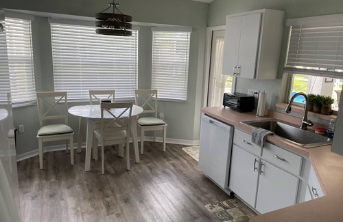 Port Charlotte House | Port Charlotte SWF-safe- A+area-3bd, 2bth, Salt pool, renovated— pet OKAY
