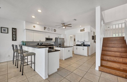 Port Charlotte House | Port Charlotte 4 Bedroom Pool Vacation Home on Canal