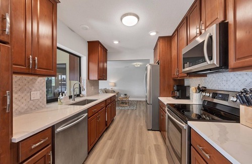 Port Charlotte House | Port Charlotte 3 Bedroom Pool+Spa Vacation Home on Canal
